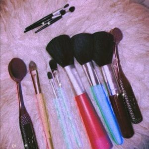 Makeup Brushes